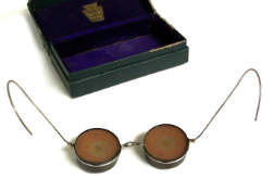Degens Eye Glasses