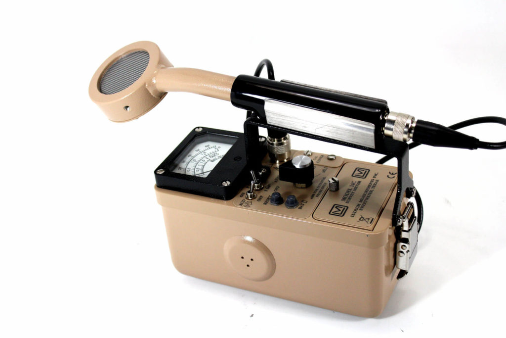 Ludlum Model 3 with GM Pancake Detector